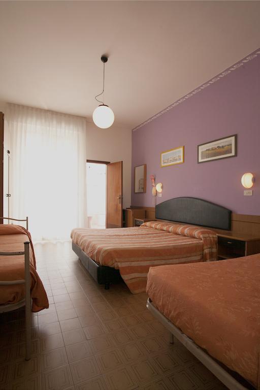 Hotel Meritime Bellaria-Igea Marina Værelse billede